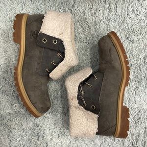 GRAY WOMEN'S TIMBERLAND® AUTHENTICS WATERPROOF ROLL-TOP BOOTS